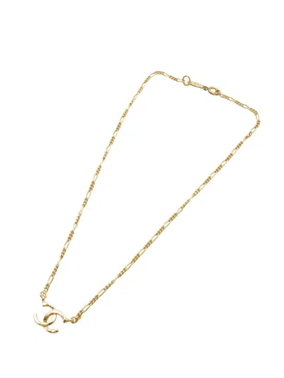 Pre-owned Chanel 1982 Cc Gold Plated Pendant Necklace Costume Necklace