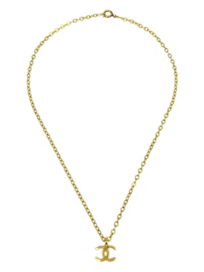 Pre-owned Chanel 1982 Mini Cc Pendant Necklace In Gold