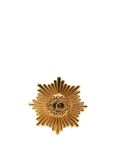 Pre-owned Chanel 1984 Cc Gold Plated Starburst Brooch Costume Brooch
