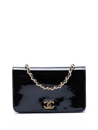 Pre-owned Chanel 1984-1986 Cc Patent Wallet On Chain Shoulder Bag In Black
