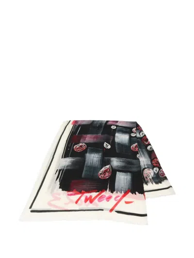Pre-owned Chanel 1986-1988 Abstract-print Cashmere Shawl In Black
