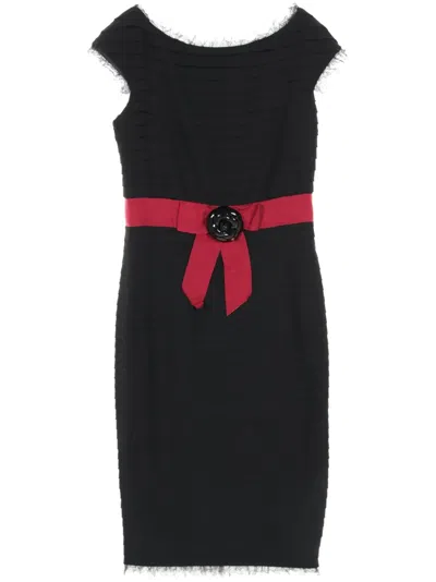 Pre-owned Chanel 1986-1988 Camellia-brooch Midi Dress In Black