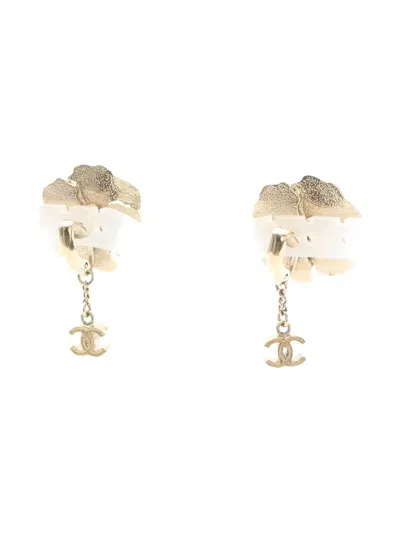 Pre-owned Chanel 1986-1988 Camellia Coco Mark Earrings In Gold