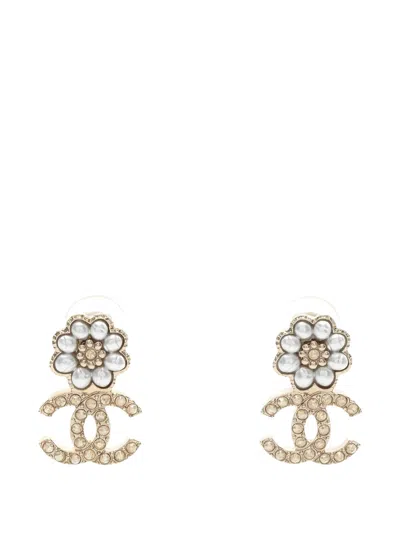 Pre-owned Chanel 1986-1988 Cc-detail Flower Earrings In Gold