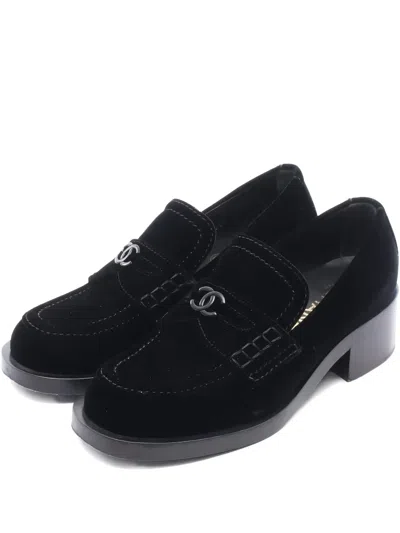 Pre-owned Chanel 1986-1988 Cc Loafers In Black