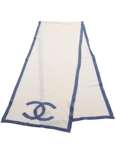 Pre-owned Chanel 1986-1988 Cc Scarf In White