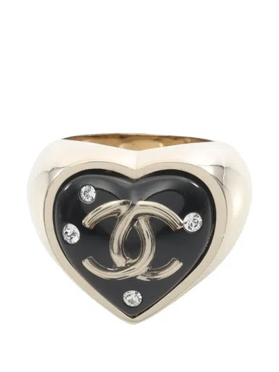 Pre-owned Chanel 1986-1988 Coco Marc Heart Ring In Gold