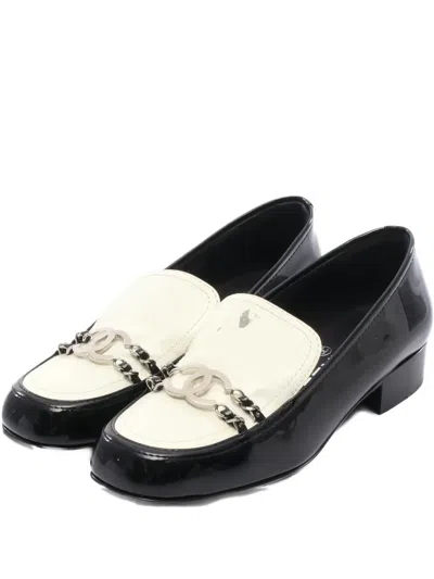 Pre-owned Chanel 1986-1988 Coco Mark Chain Loafers In Black