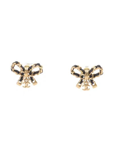 Pre-owned Chanel 1986-1988 Coco-mark Ribbon Earrings In Gold
