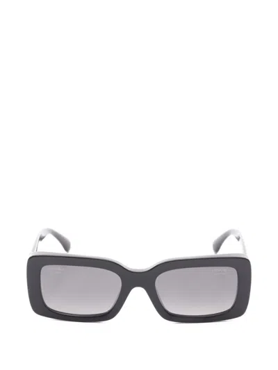 Pre-owned Chanel 1986-1988 Coco Mark Sunglasses In Black
