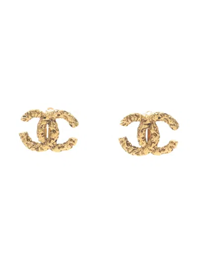 Pre-owned Chanel 1986-1988 Coco Moark Logo Earrings In Gold