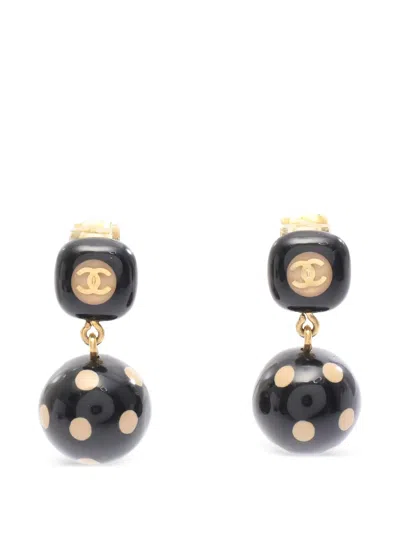 Pre-owned Chanel 1986-1988 Logo-detail Earrings In Black