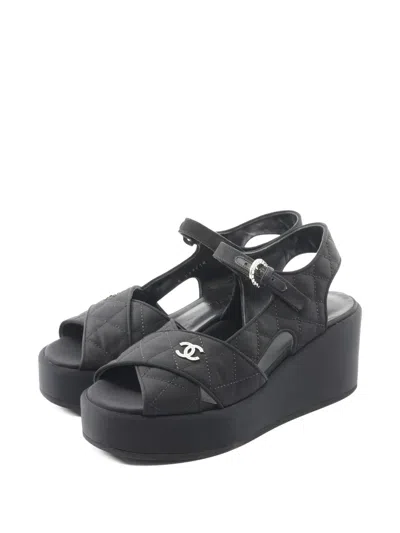 Pre-owned Chanel 1986-1988 Mark Matelasse Sandals In Black
