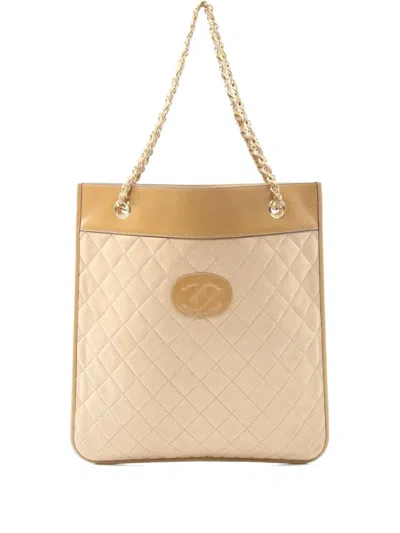 Pre-owned Chanel 1986-1988 Matelassé Chain Tote Bag In Neutral