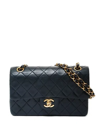 Pre-owned Chanel 1986-1988 Quilted Chain Shoulderbag In Blue