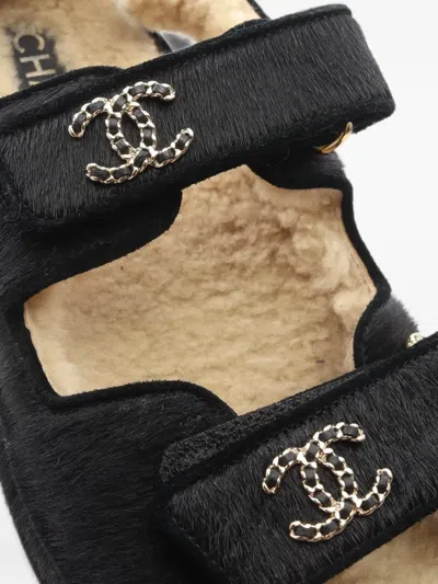 Pre-owned Chanel 1986-1988 19 Dizeneuf Sandals In Black