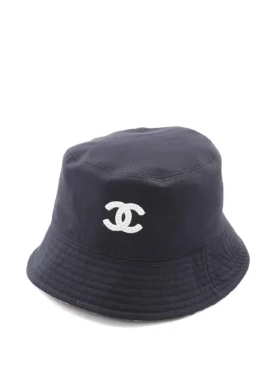 Pre-owned Chanel 1986-1988 Cc Coco Mark Reversible Bucket Hat In Black