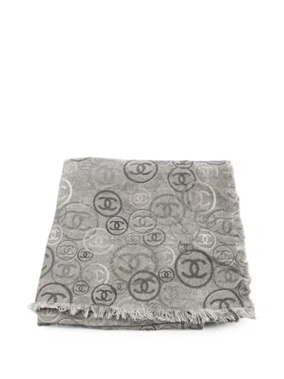 Pre-owned Chanel 1986-1988 Cc Logo Poncho In Gray