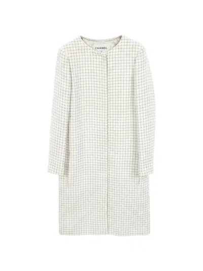 Pre-owned Chanel 1986-1988 Check Tweed Coat In White