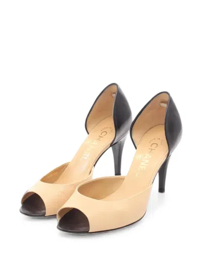 Pre-owned Chanel 1986-1988 Coco Mark Bicolor Pumps In Neutrals