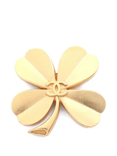 Pre-owned Chanel 1986-1988 Coco Mark Clover Brooch In Gold