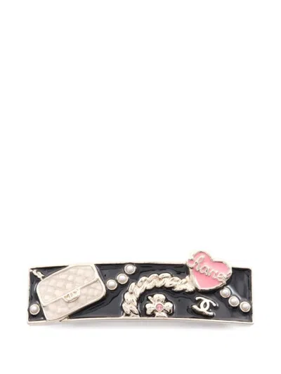 Pre-owned Chanel 1986~1988 Embossed Hair Clip
