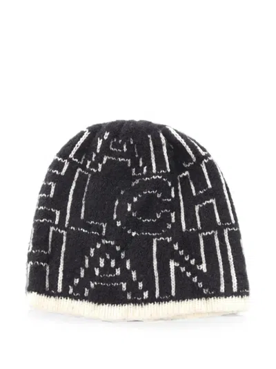 Pre-owned Chanel 1986-1988 Logo-knit Beanie Hat In Black