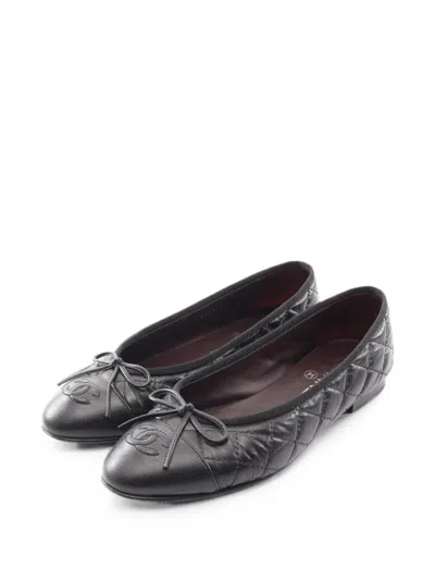 Pre-owned Chanel 1986-1988 Matelassé Ballet Flats In Black