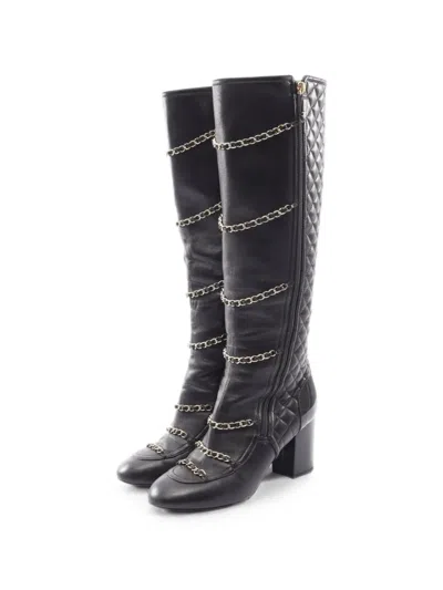 Pre-owned Chanel 1986-1988 Matelassé Chain Boots In Black