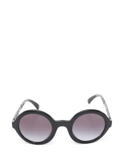 Pre-owned Chanel 1986-1988 Round Sunglasses In Black