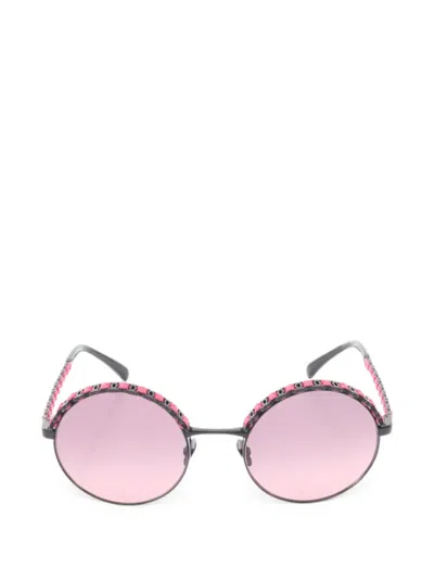 Pre-owned Chanel 1986-1988 Round Sunglasses In Black
