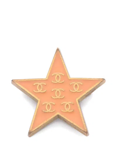 Pre-owned Chanel 1986-1988 Star Cc Brooch In Gold