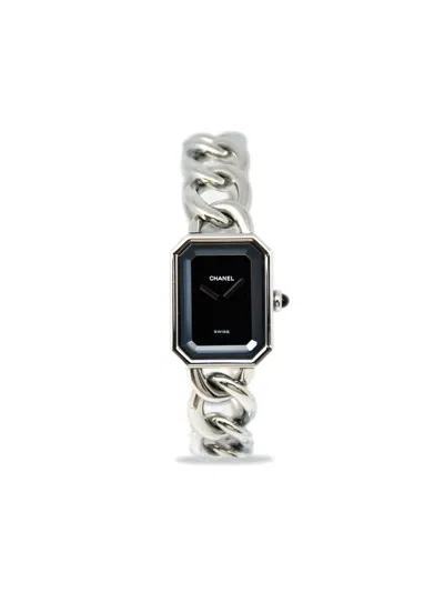 Pre-owned Chanel 1987  Première 26mm In Black