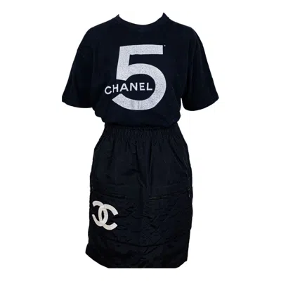 Pre-owned Chanel 1987 Vintage Black Cotton No.5 T-shirt