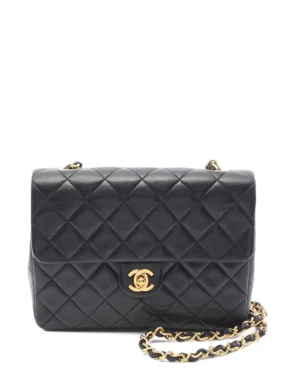 Pre-owned Chanel 1989 Mini Matelasse Chain Shoulder Bag