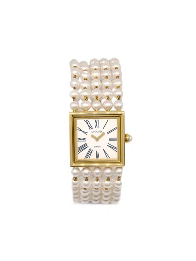 Pre-owned Chanel 1989  Mademoiselle 22mm In 白色