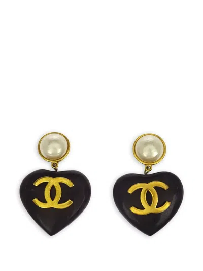 Pre-owned Chanel 1990-2000 Cc Heart Earrings In Gold