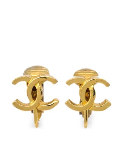 Pre-owned Chanel 1990-2000s Cc Clip-on Earrings In 金色