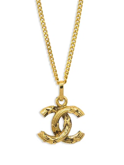 Pre-owned Chanel 1990-2000s Cc-pendant Necklace In Gold