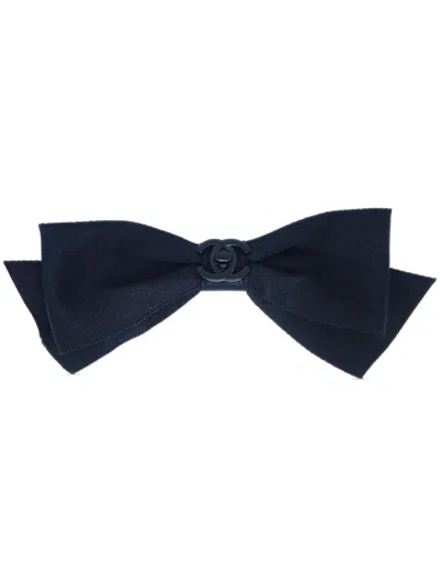 Pre-owned Chanel 1990-2000s Cc Turn-lock Bow Hair Barrette In Black