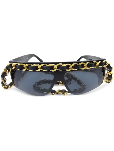 Pre-owned Chanel 1990-2000s Chain Shield-frame Sunglasses In Black