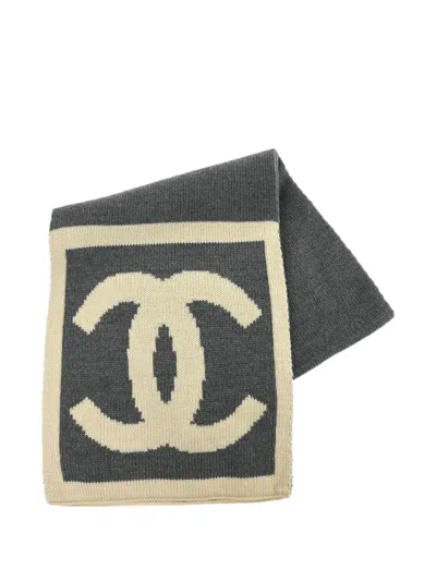 Pre-owned Chanel 1990-2000s Logo-detail Scarf In Gray