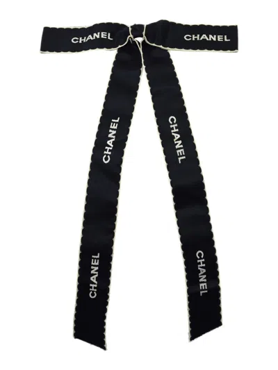 Pre-owned Chanel 1990-2000s Logo-embroidered Satin Bow Brooch In Blue
