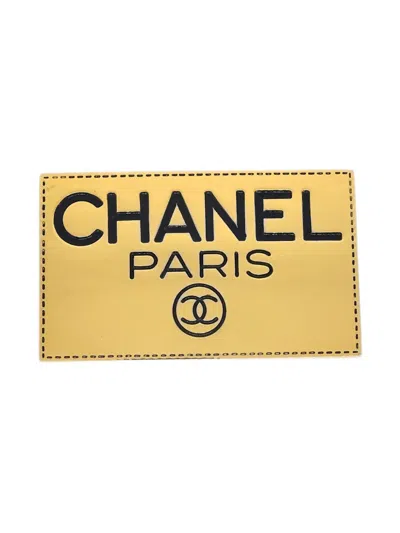 Pre-owned Chanel 1990-2000s Logo-engraved Brooch
