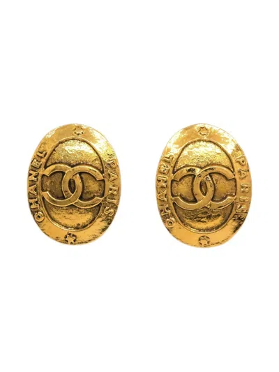 Pre-owned Chanel 1990-2000s Oval Clip-on Earrings