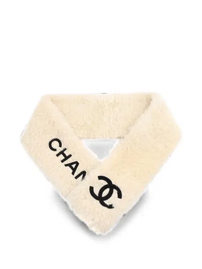Pre-owned Chanel 1990-2000s Logo-print Scarf In White