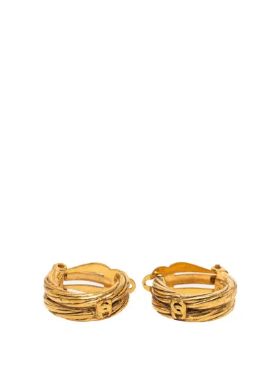 Pre-owned Chanel 1990-2025 Gold Plated Cc Hoop Clip On Earrings Costume Earrings