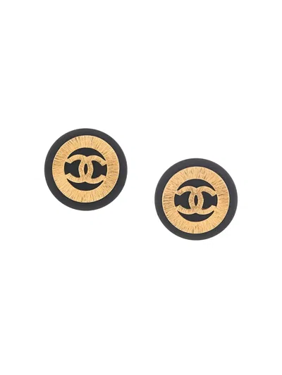 Pre-owned Chanel 1990s Cc Button Clip-on Earrings In Black