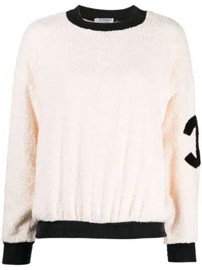 Pre-owned Chanel 1990s Cc Crew-neck Fleece Sweatshirt In Neutrals