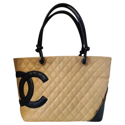 Pre-owned Chanel 1990s  Beige And Black Cambon Lamb Skin Tote Bag